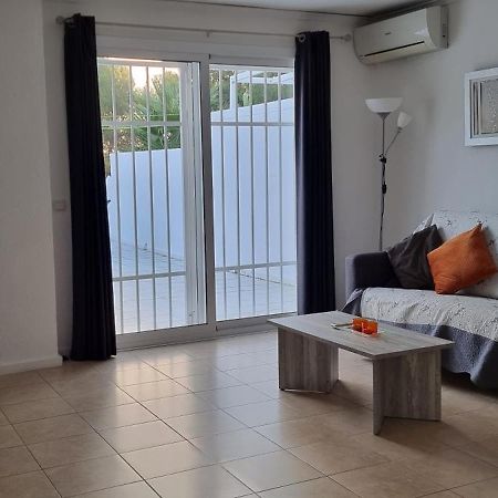 Immaculate And Modern 1 Bedroomed Apartment Dénia Exterior foto